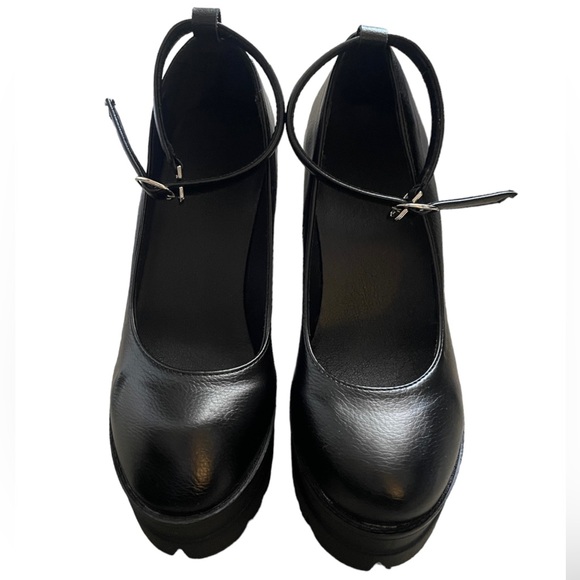 Platform Black Chunky Heels - Picture 9 of 12